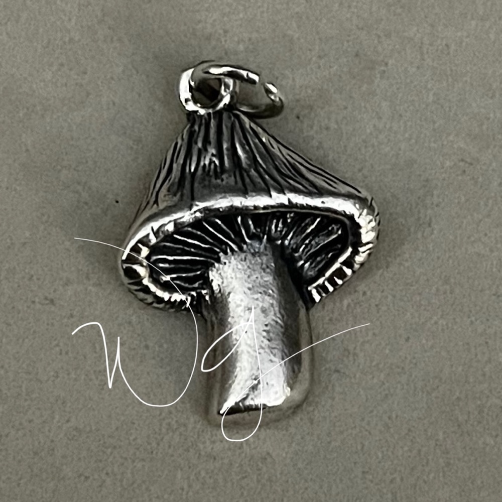 James Avery Retired Mushroom